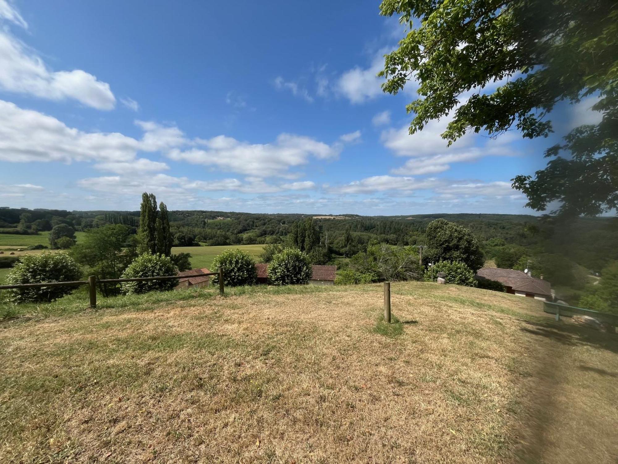 1 Rue Pasquet - 2 Double Rooms In The Main House Beaumont-du-Périgord Εξωτερικό φωτογραφία