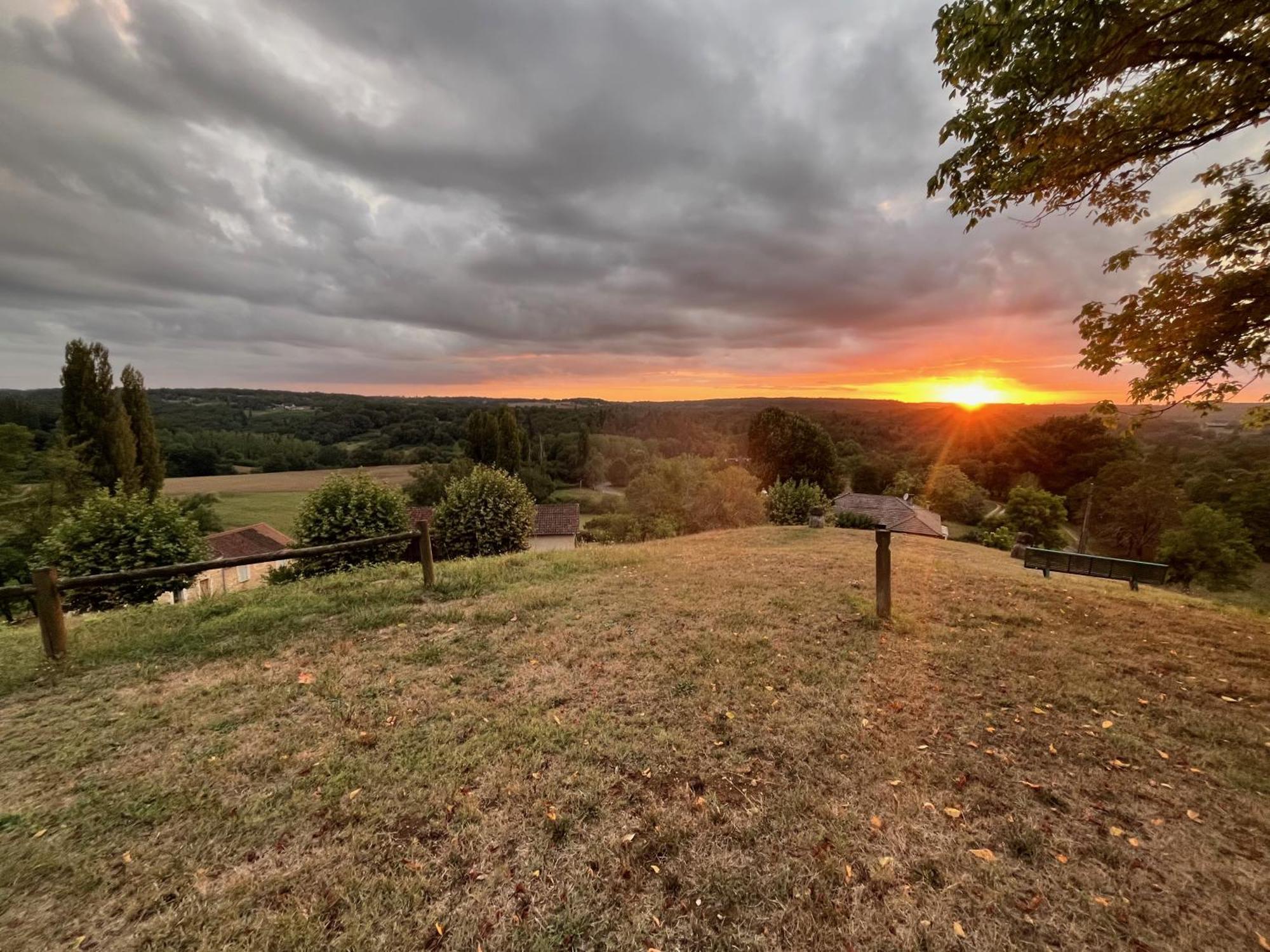 1 Rue Pasquet - 2 Double Rooms In The Main House Beaumont-du-Périgord Εξωτερικό φωτογραφία